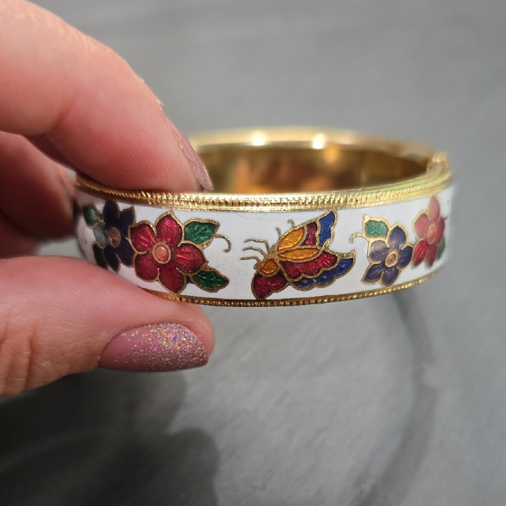 White Butterfly And Floral Cloisonne Bracelet, Size 6"